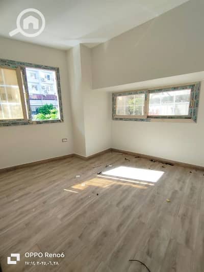 مکتب  للايجار في رشدي، الإسكندرية - مقر اداري للايجار في رشدي شارع ابوقير