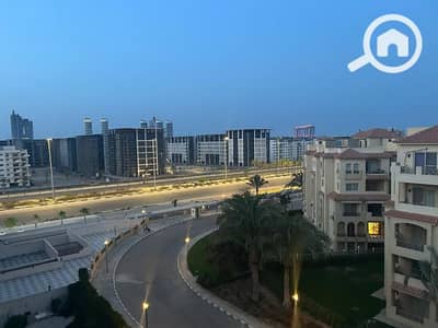 2 Bedroom Chalet for Sale in North Coast, Matruh - شاليه فندقى للبيع في العلمين 86م فيو ابراج العلمين