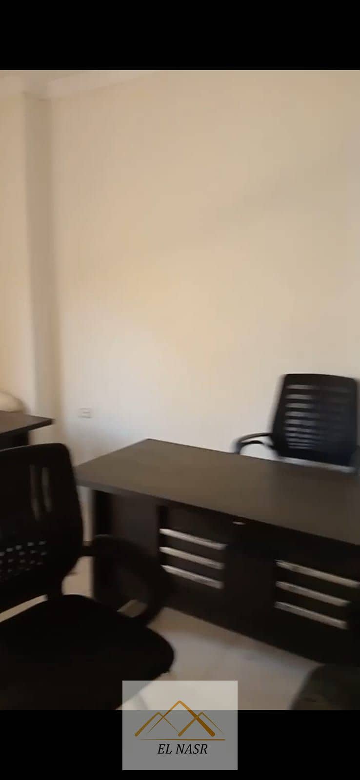 4 4. jpeg