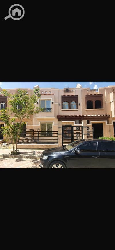 5 Bedroom Townhouse for Rent in New Cairo, Cairo - 3fa95d93-fcb8-48dd-bea5-c6ccd3f1d36e. jpg