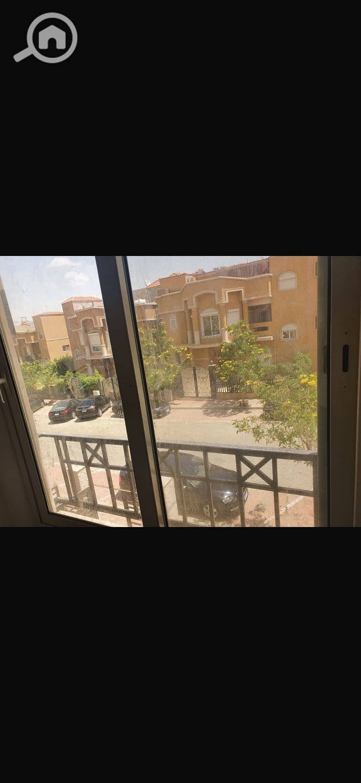 10 aeddbafb-0bb0-4ba7-aaaf-cda9b8bb382a. jpg