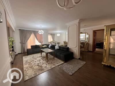 شقة 3 غرف نوم للايجار في الشيخ زايد، الجيزة - 90a28b36-8838-4aab-a737-c7c588fcb7bd. jpg