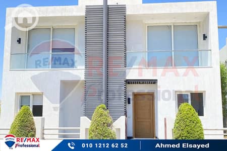 فیلا 3 غرف نوم للبيع في الساحل الشمالي، مطروح - 1. jpg