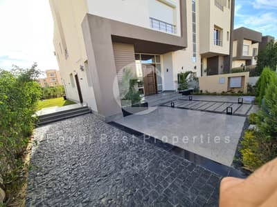 4 Bedroom Twin House for Sale in 6th of October, Giza - 50d79049-127a-4f66-acb4-ee5e22256b00. jpeg