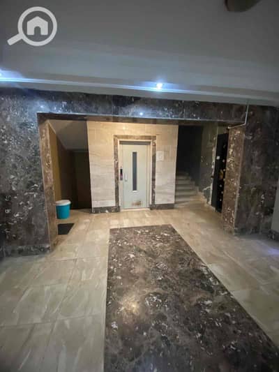 شقة 3 غرف نوم للايجار في 6 أكتوبر، الجيزة - 3a047729-aaae-4858-9c42-744a518db822. jpg