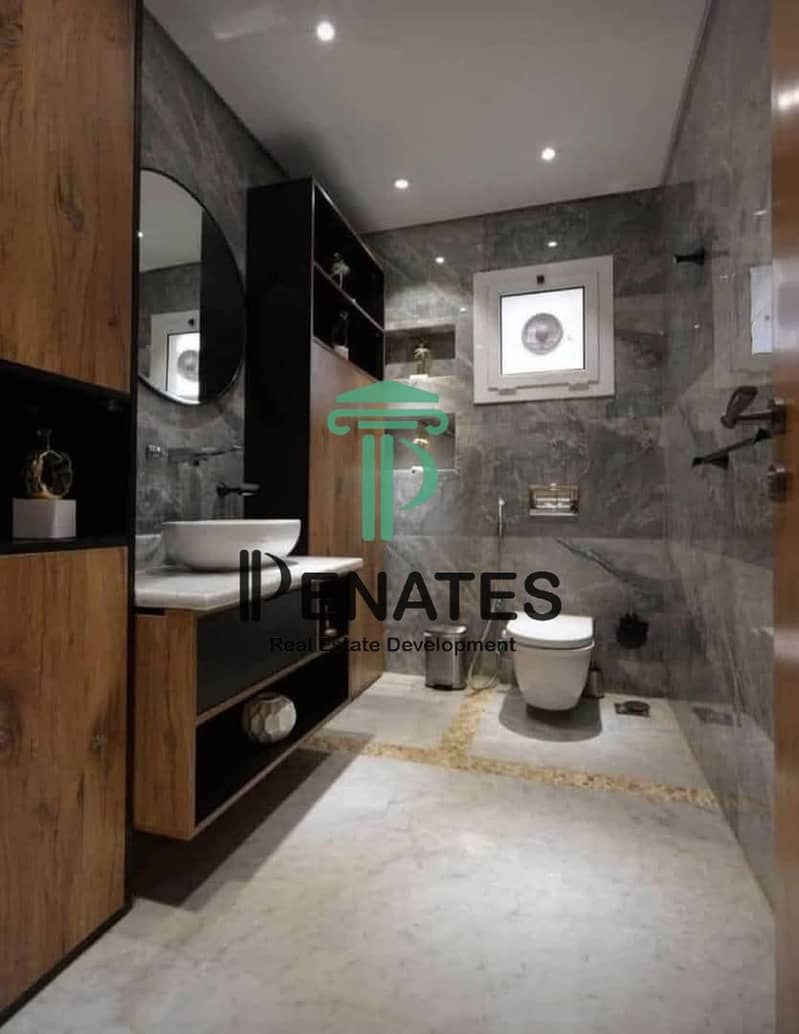 12 Interior (22). jpg