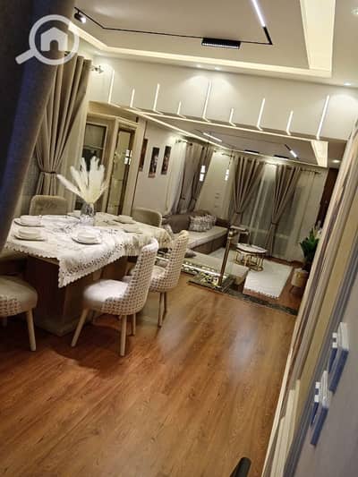 3 Bedroom Flat for Sale in Mohandessin, Giza - شقة لوكس للبيع بشارع سوريا الرئيسي