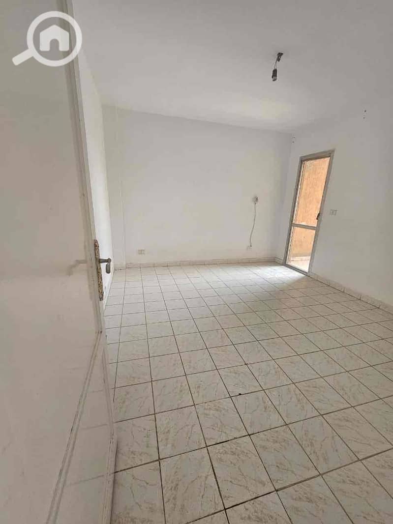 2 1ce08db2-6606-4bd4-9b9b-f27b9b22a8dd. jpg