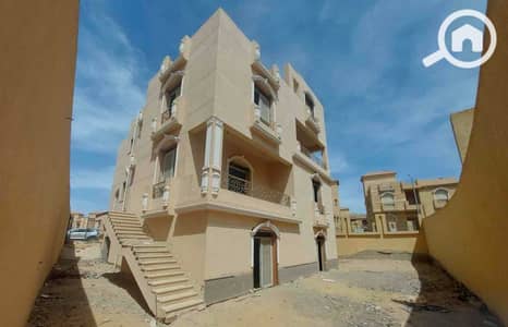 7 Bedroom Villa for Sale in New Cairo, Cairo - acf33975-7ecd-4e28-b2d0-b11b936a25b9. jpg
