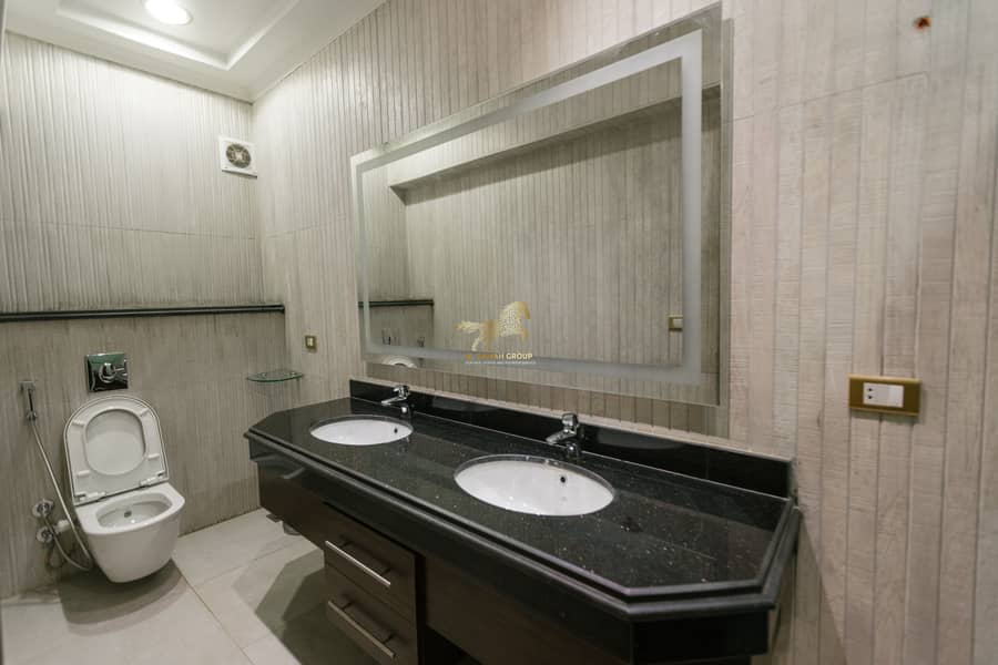 20 4Z6A8870. jpg