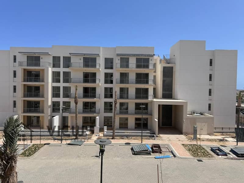 9 b96d286a-5840-44b7-a3c9-9b0e2d4c2d2d. jpg