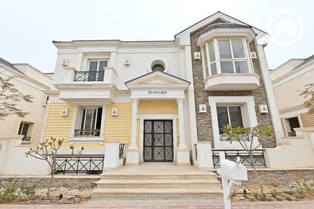 4 Bedroom Villa for Sale in New Cairo, Cairo - 278588429_4715427131902586_8622559440170700206_n. jpg