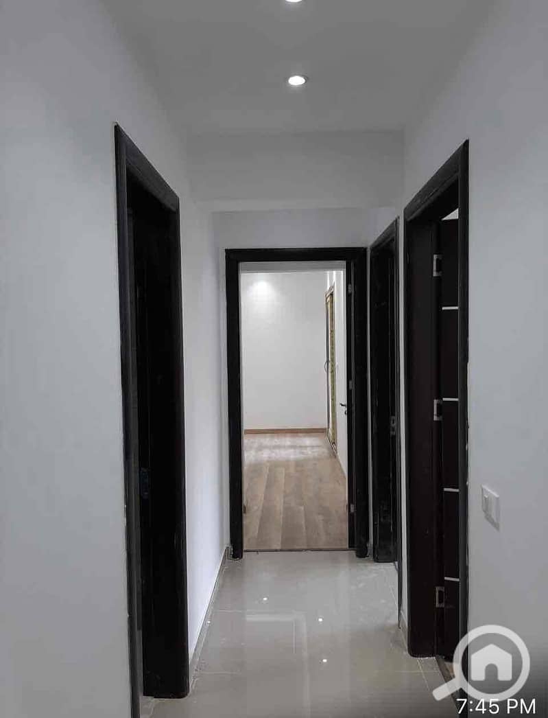 3 7f053afd-559a-4e51-9a0b-470a18feda35. jpg