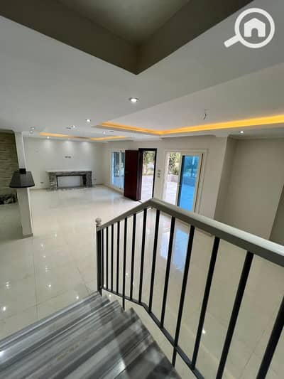 4 Bedroom Duplex for Sale in Sheraton, Cairo - d5d95155-1679-4986-b0a1-24dfade6a2fa. jpg