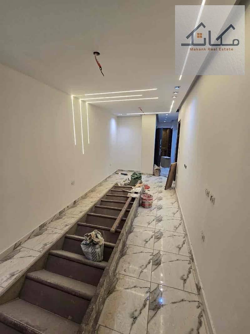 2 2a9281ac-409e-4db5-bd78-98f1ee215bd4. jpg