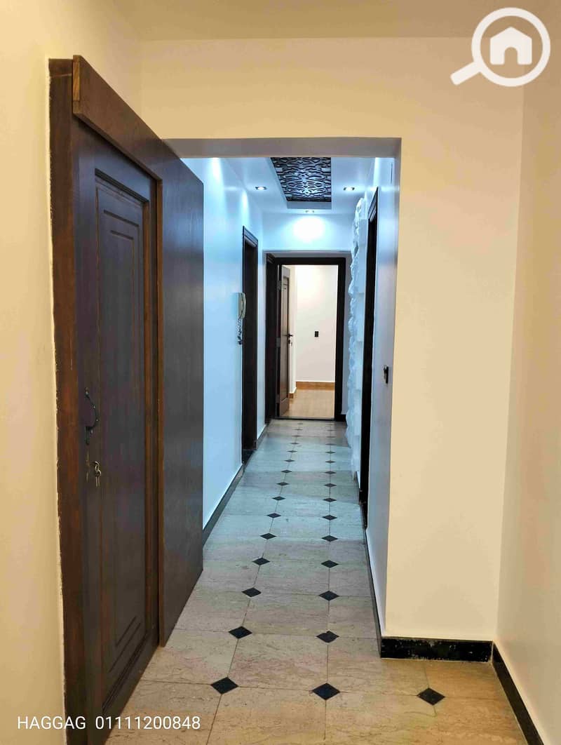 19 1000190070. jpg