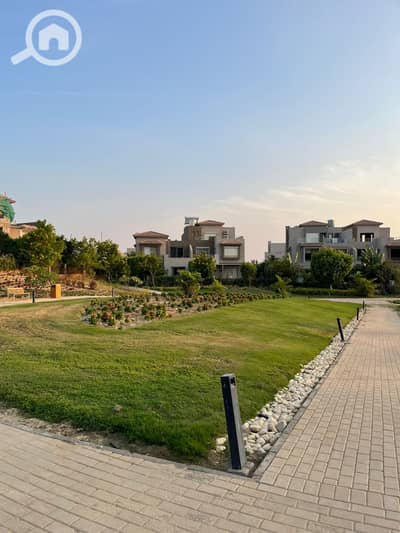 فیلا 4 غرف نوم للبيع في 6 أكتوبر، الجيزة - IMG-20250705-WA0047. jpg