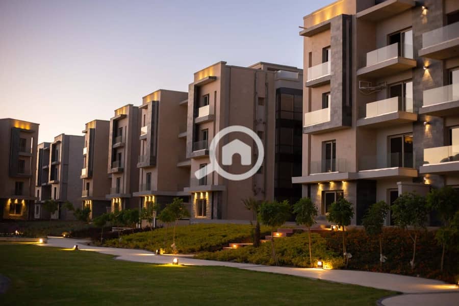 15 كمبوند جاليريا مون فالي التجمع الخامس Galleria Moon Valley (50). jpg