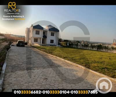 فیلا 3 غرف نوم للبيع في 6 أكتوبر، الجيزة - 2. png