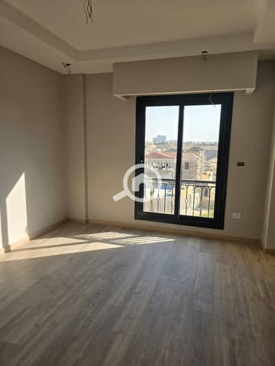 3 Bedroom Flat for Sale in Sheikh Zayed, Giza - WhatsApp Image 2025-08-19 at 5.50. 30 PM (2). jpeg