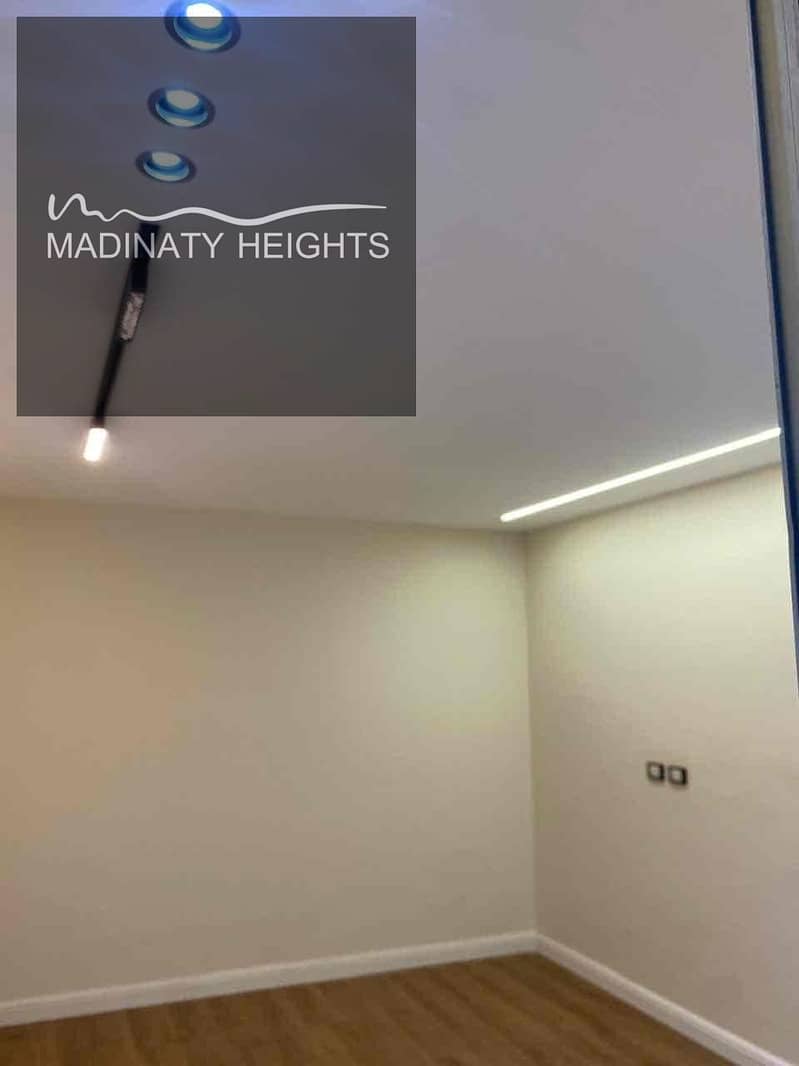 5 8c033efe-3282-4be7-b0b6-ac7294b45b92. jpg