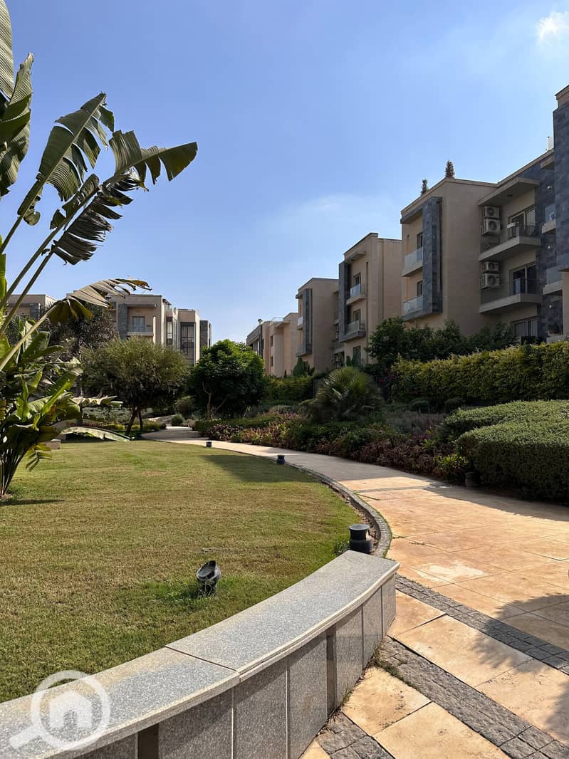 13 كمبوند جاليريا مون فالي التجمع الخامس Galleria Moon Valley (75). jpg