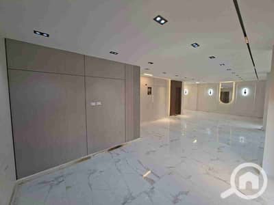 فلیٹ 4 غرف نوم للبيع في 6 أكتوبر، الجيزة - 1000233657. jpg
