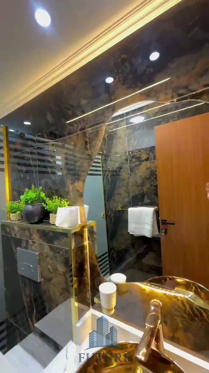 54 WhatsApp Video 2025-07-05 at 19.41. 31_d0042390. mp4_20250707_202304.568. jpg