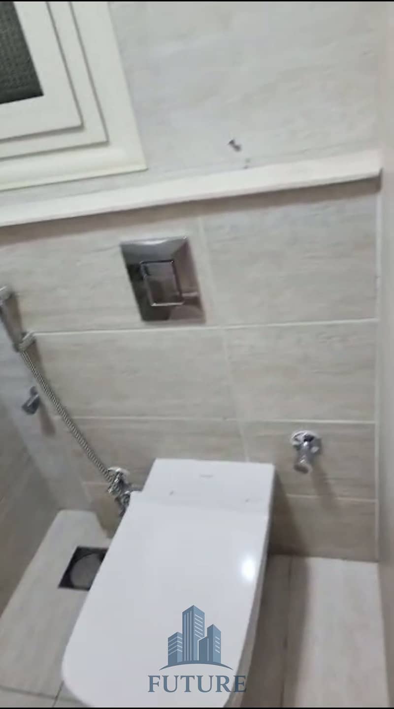 8 000000000000. mp4_20250705_185324.204. jpg
