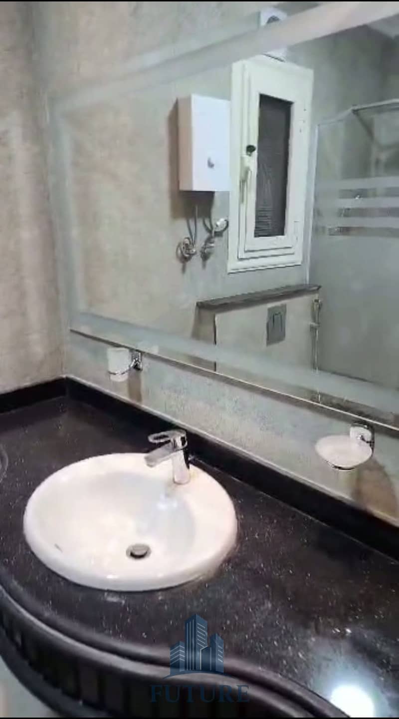 26 000000000000. mp4_20250705_185522.707. jpg