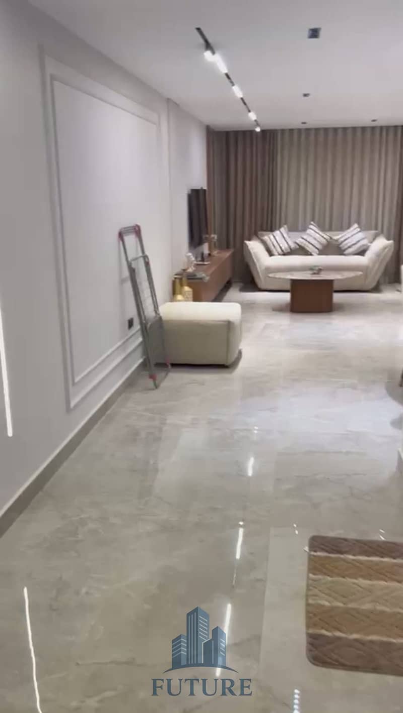 2 شقة بشارع رئيسي في مربع نادي الصيد. mp4_20250707_215203.896. jpg