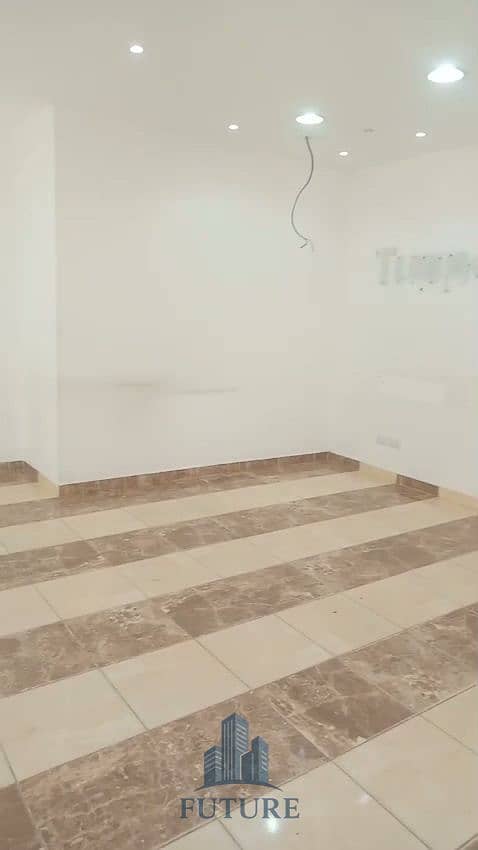 3 WhatsApp Video 2025-07-05 at 19.06. 46_031cb6d6. mp4_20250707_194750.208. jpg