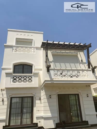 6 Bedroom Duplex for Sale in New Cairo, Cairo - WhatsApp Image 2025-09-05 at 01.53. 30 (1). jpeg