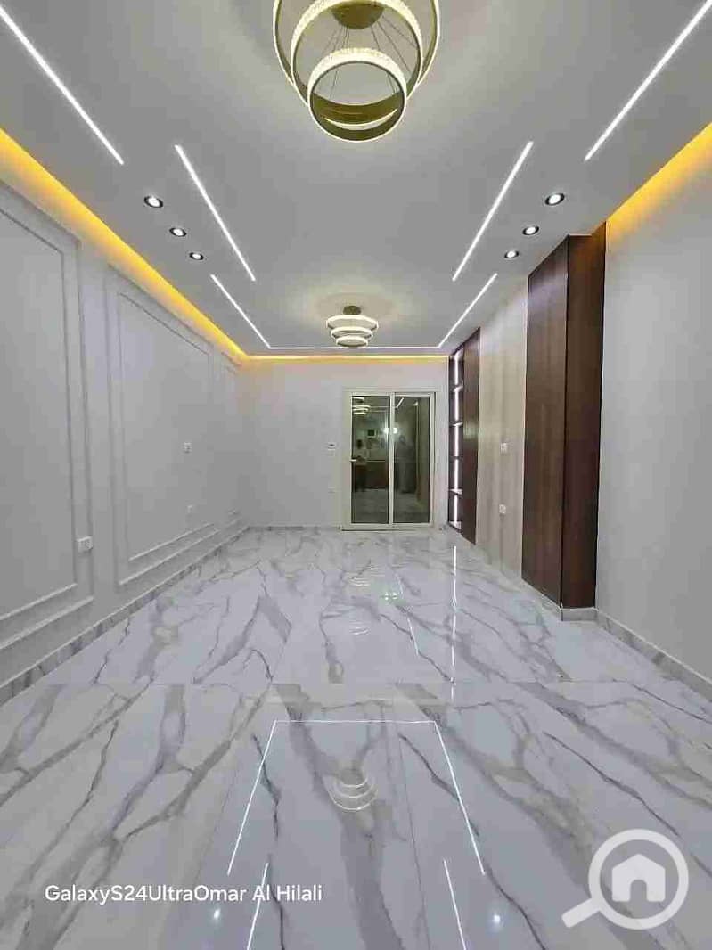 10 1000501070. webp