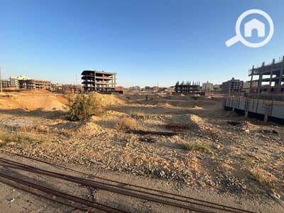 Residential Land for Sale in New Cairo, Cairo - قطعة ارض ناصيه مميزه للبيع الحى الخامس بيت الوطن