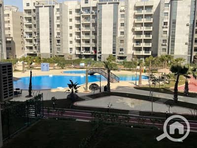 3 Bedroom Apartment for Sale in New Cairo, Cairo - شقه مميزه بكمبوند ديار ٢ التجمع الخامس للبيع
