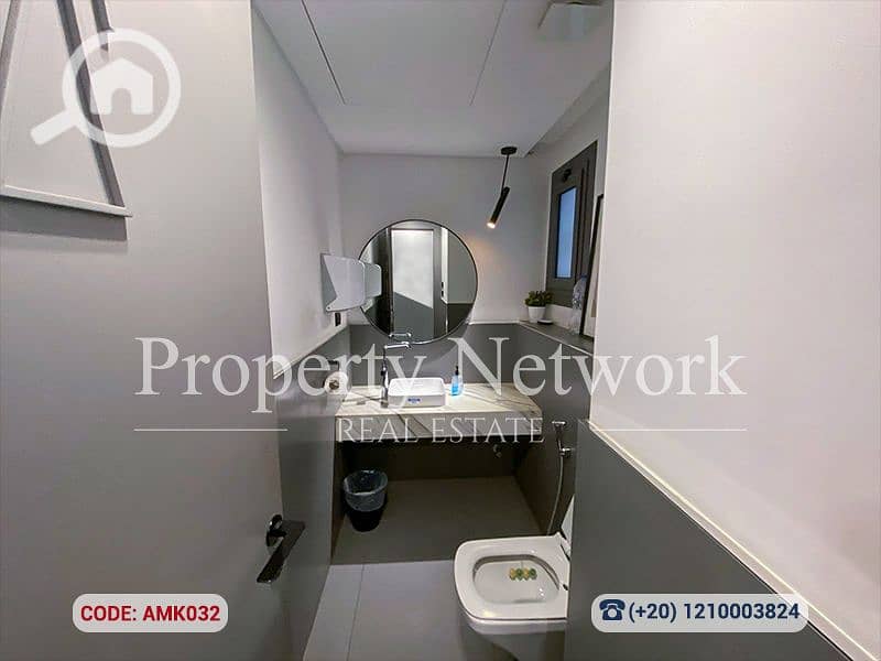 11 AMK032 (24). png