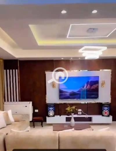 فلیٹ 4 غرف نوم للبيع في حدائق الاهرام، الجيزة - للبيع شقة فى حدائق الاهرام البوابه الثانيه القديمة
