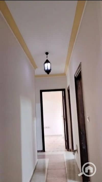3 Bedroom Flat for Rent in 6th of October, Giza - للإيجار شقة فى الحى الخامس بمدينة 6 أكتوبر