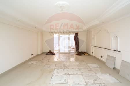 شقة 3 غرف نوم للبيع في سموحة، الإسكندرية - 1. jpg