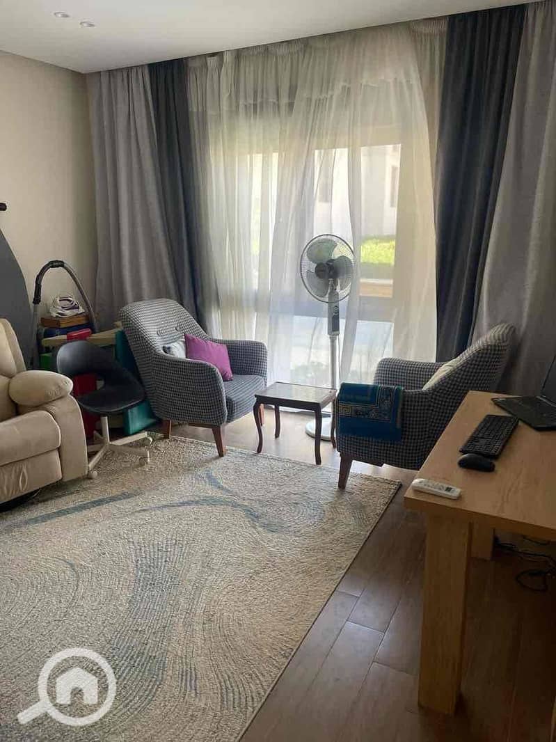 9 0b7b2685-69fb-4238-a914-8c166a1fc551. jpg