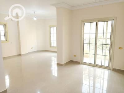 3 Bedroom Flat for Rent in New Cairo, Cairo - شقة للإيجار في التجمع الخامس الحي الرابع