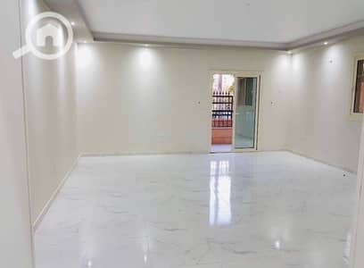 3 Bedroom Apartment for Rent in New Cairo, Cairo - شقة مميزة للإيجار في التجمع الاول البنفسج عمارات