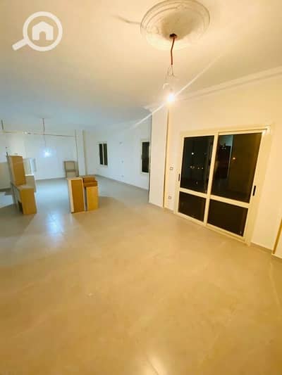 3 Bedroom Flat for Rent in New Cairo, Cairo - شقة للإيجار في التجمع الخامس المستثمرين الجنوبية
