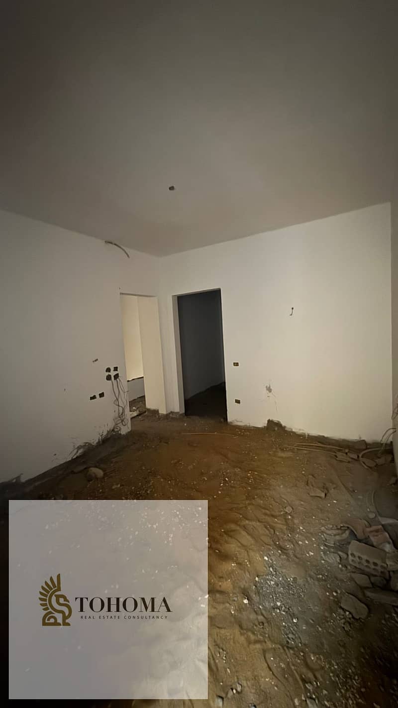 3 dbbdc080-81c0-488d-987b-897126c06f90. jpg