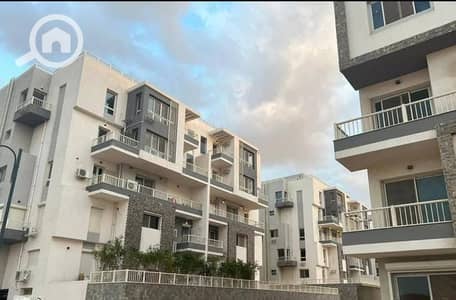 5 Bedroom Flat for Sale in New Cairo, Cairo - 526587615_1114193360581399_3953065357714630495_n. jpg