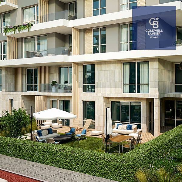 build-01-private-garden-300-dpi. jpg