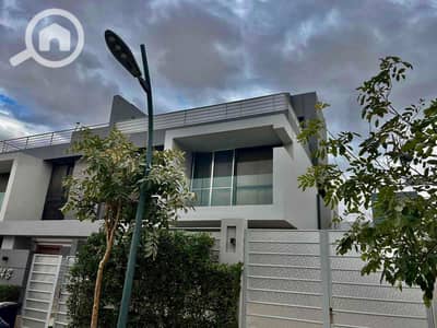 5 Bedroom Villa for Sale in New Cairo, Cairo - a2b4bea3-f0b0-4f9d-a709-a356b80c66a2. jpg