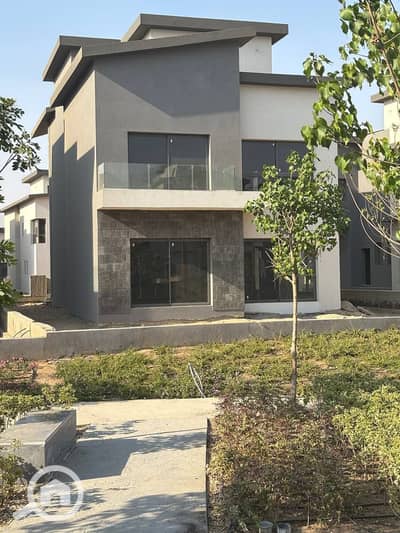 5 Bedroom Villa for Sale in New Cairo, Cairo - photo_2025-07-15_20-26-11. jpg