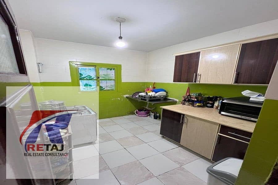 7 c7fc0438-2bef-4829-806f-932d5fa5e418. jpg